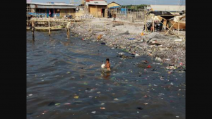 laut yang sudah tercemari