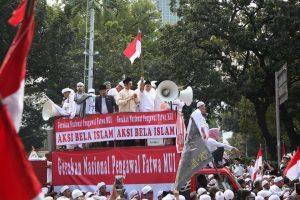 Fadli Zon di tengah massa demo 4 November