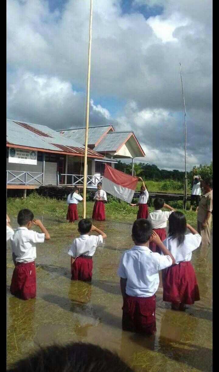  Banyak Sekolah Kena Banjir, DPR Minta Pemerintah Pusat Turun Lapangan, Jangan hanya Terima Laporan