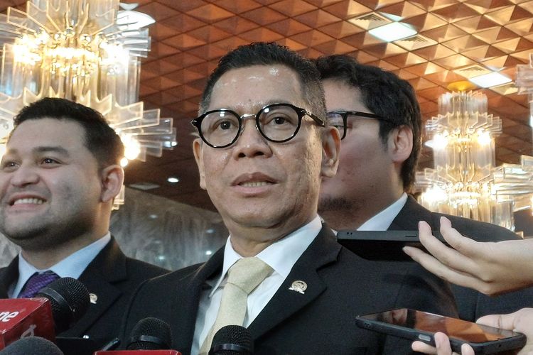  Adies Kadir: Pentingnya Sinergi Kebijakan Fiskal dan Moneter untuk Capai Target Pertumbuhan Ekonomi Nasional 8% 2025-2029