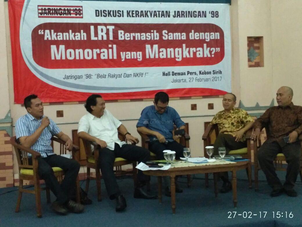  LRT dan Monorel Tak Berdampak Baik bagi Masyarakat