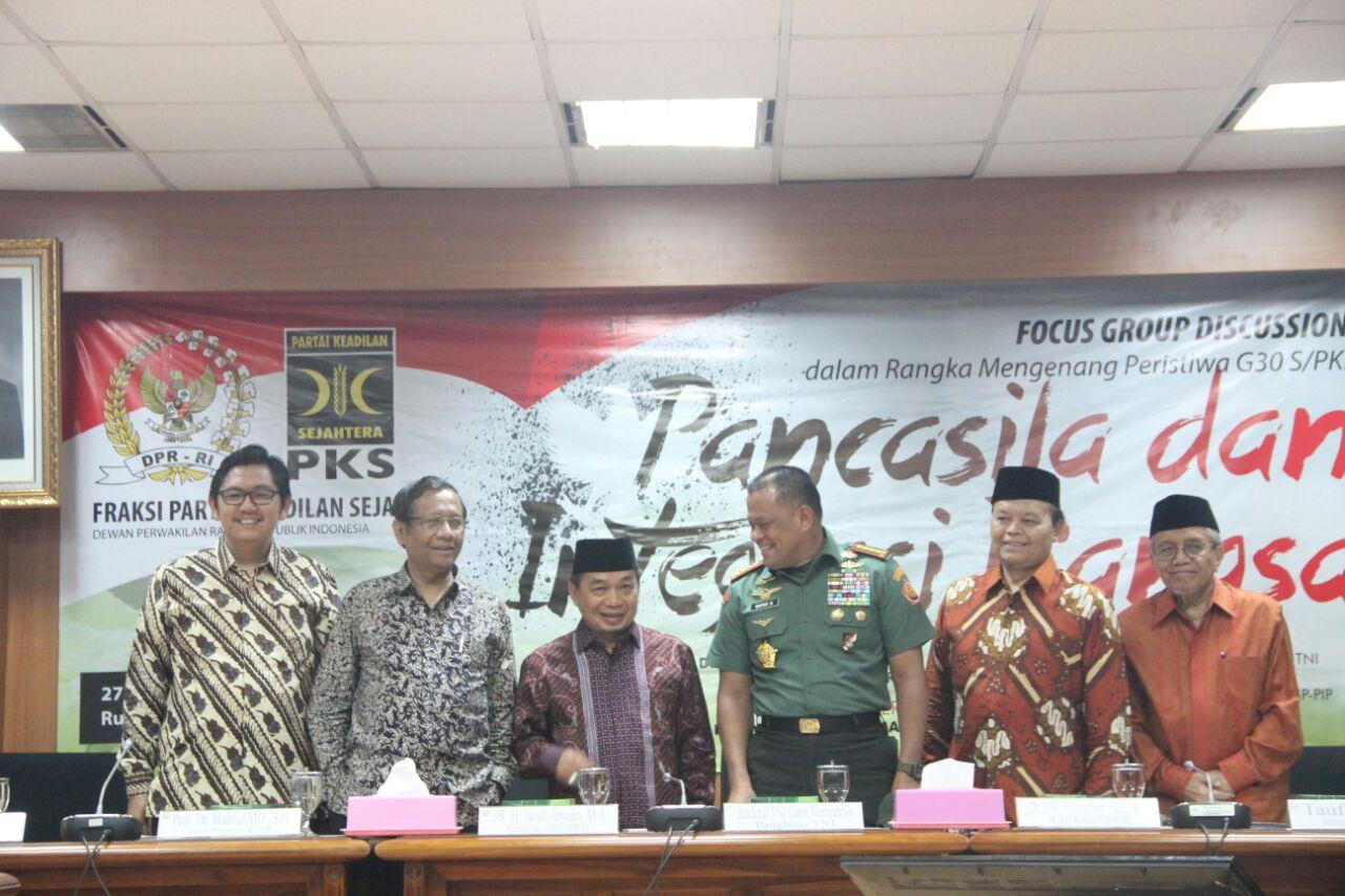  ‘Jas Merah’, Panglima Gatot Hadiri Seminar PKS Pancasila dan Integrasi Bangsa