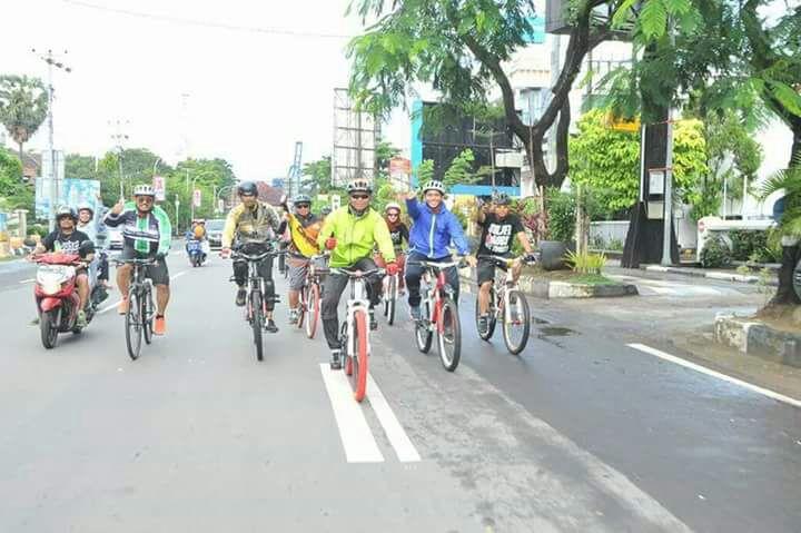  Cerita Wagub Agus Pilih Olahraga Bersepeda untuk Jaga Kesehatan