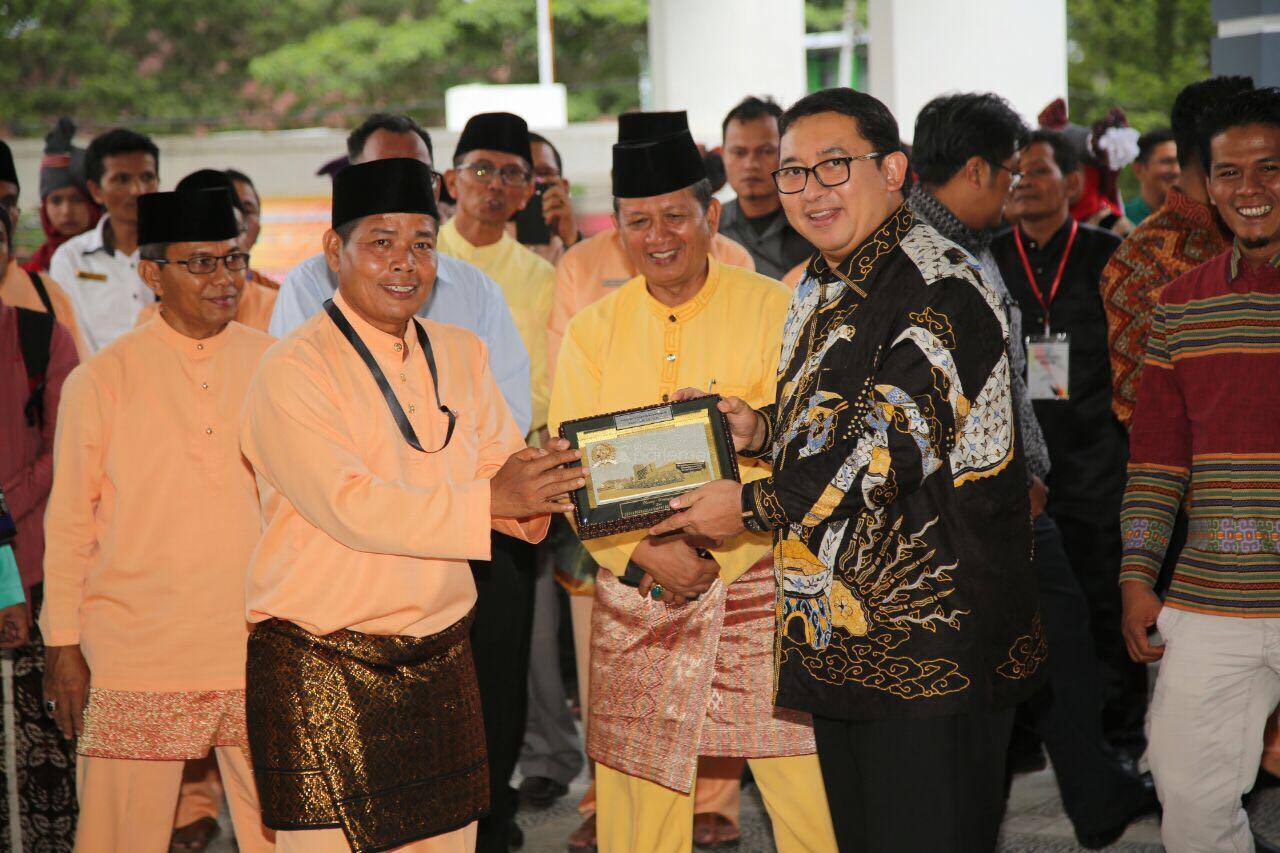  Fadli Zon Apresiasi Festival Pesona Budaya Minangkabau 2017