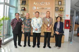 Bamsoet saat melakukan media visit ke Kompas Gramedia Grup, di Menara Kompas, Jakarta, Kamis (12/12/19).