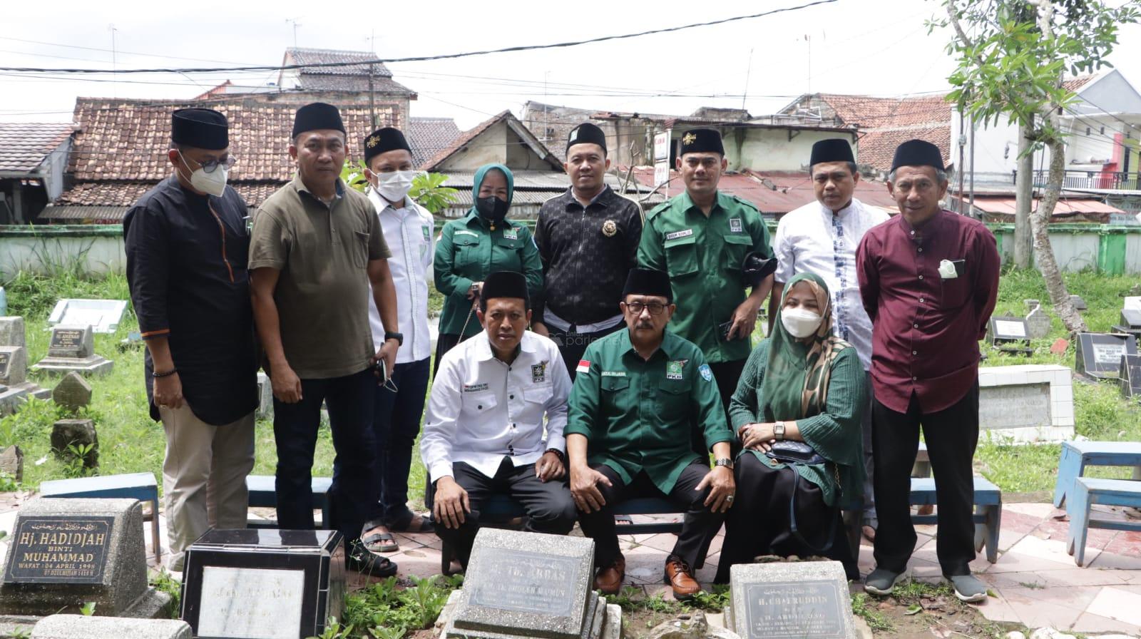  PKB DKI Jakarta Lakukan Ziarah Kubur ke Makam KH Tubagus Abbas Makmun