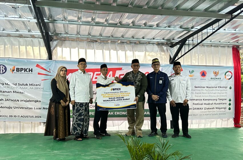  Kiai Maman Bersama Kepala BPKH Fadlul Imansyah Hadiri Seremonial Groundbreaking Pembangunan Masjid Suluk Mizani